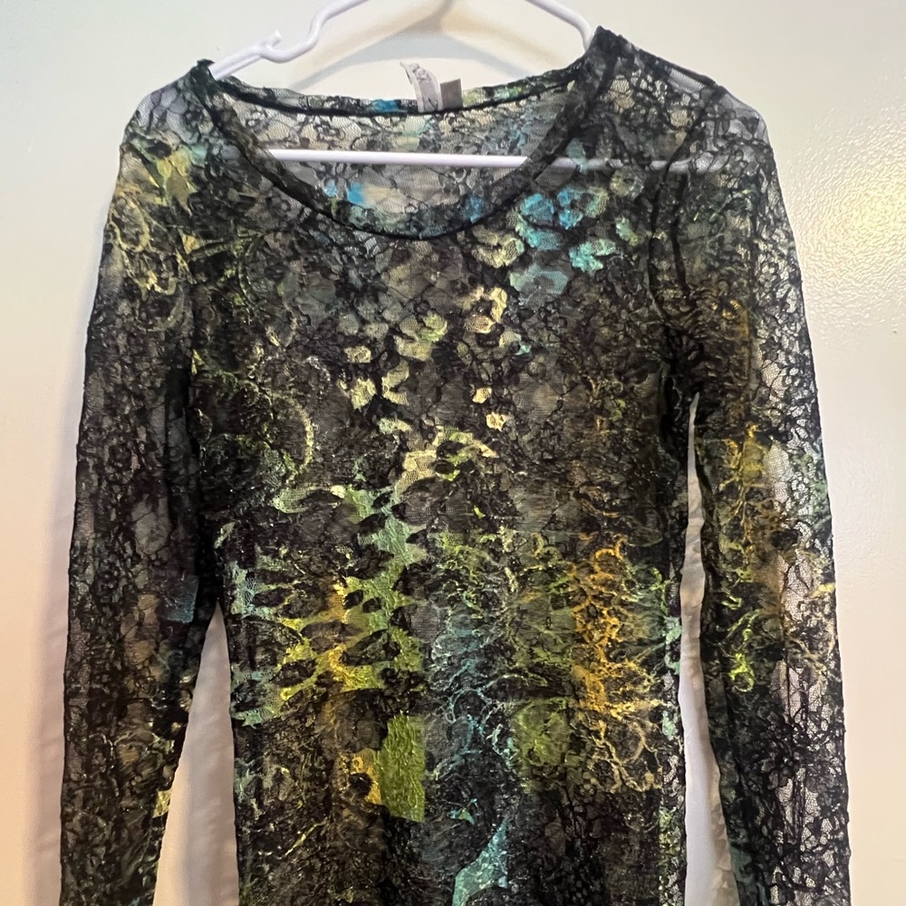 Unique Abstract Embroidered Lace LongSleeve Animal Print Top Lace Hem Detail